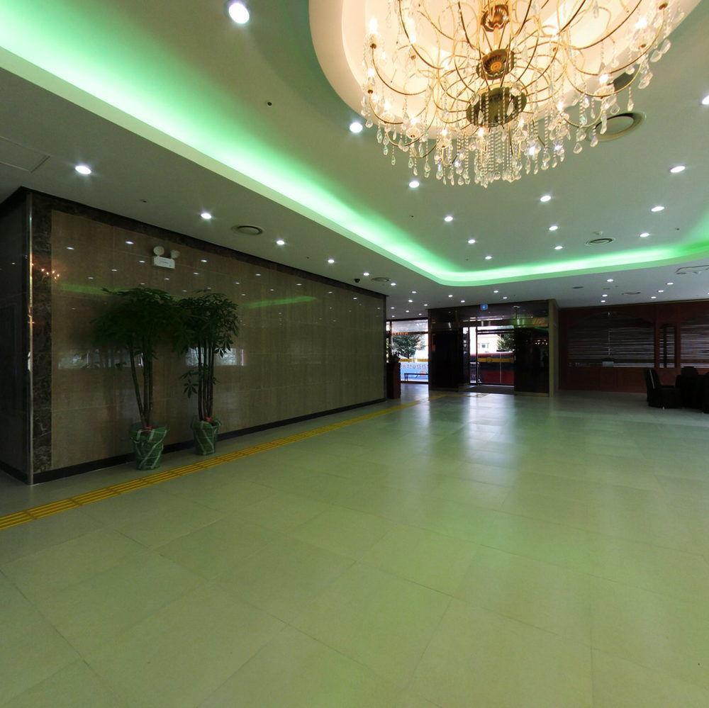 Uijeongbu Tourist Hotel Exterior photo